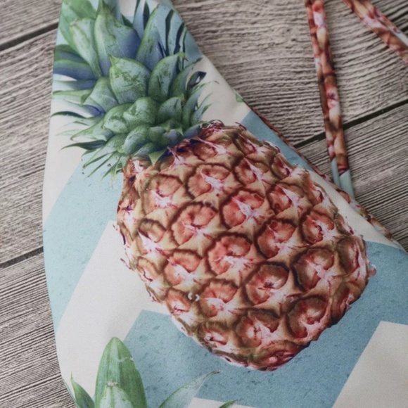 🍍LAST ONE! Only Large left! 🍍 - Picture 2 of 7